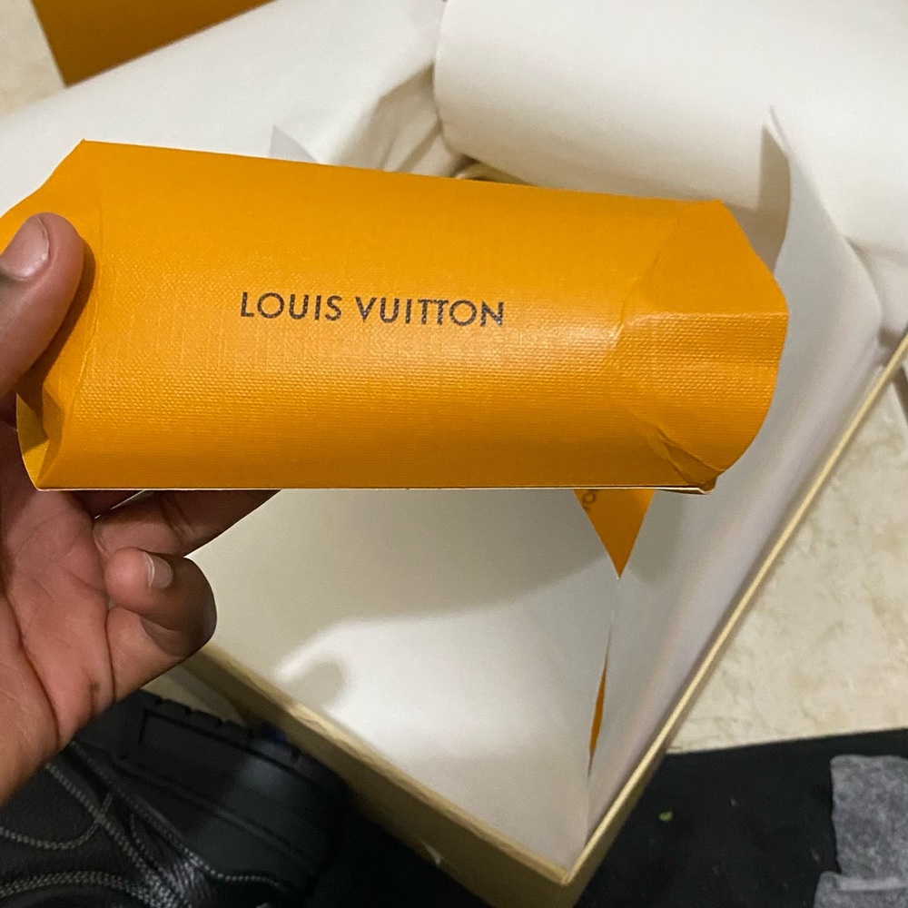 Louis Vuitton Black Sneakers Sporty Design - Picture 8 of 8